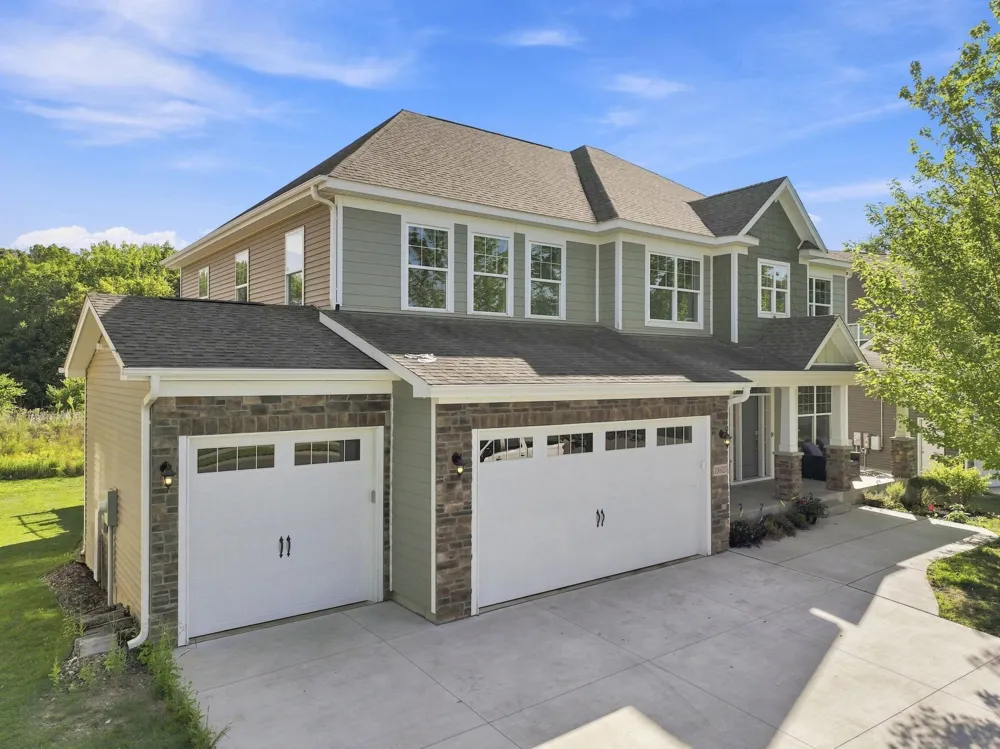 18625 43rd Avenue Plymouth, MN 55446