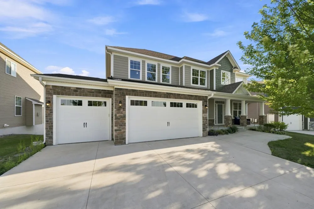 18625 43rd Avenue Plymouth, MN 55446