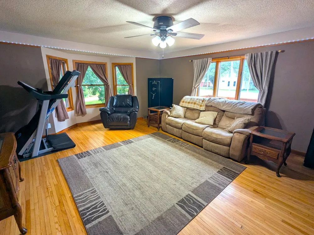8270 E Main Street Winona, MN 55987