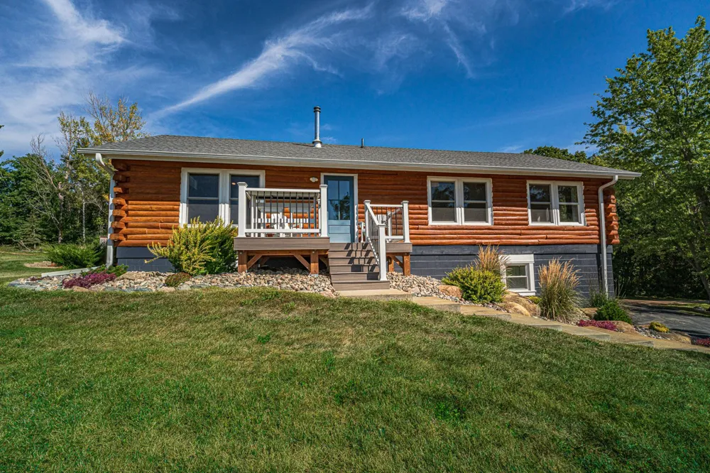 24754 Newport Avenue Prior Lake, MN 55372