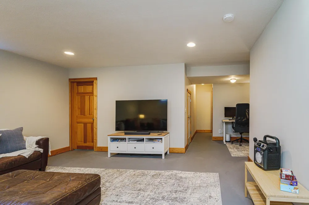 24754 Newport Avenue Prior Lake, MN 55372