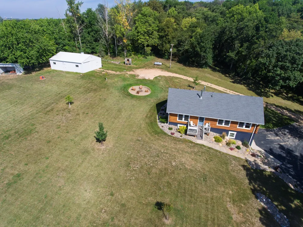 24754 Newport Avenue Prior Lake, MN 55372