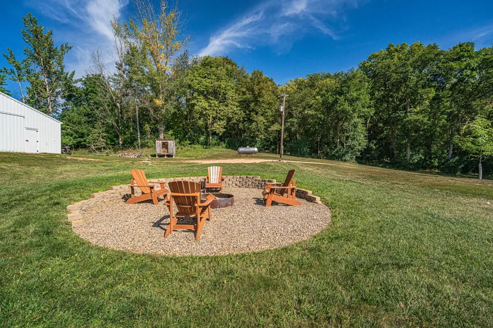 24754 Newport Avenue Prior Lake, MN 55372