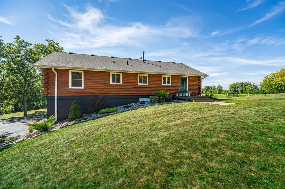 24754 Newport Avenue Prior Lake, MN 55372