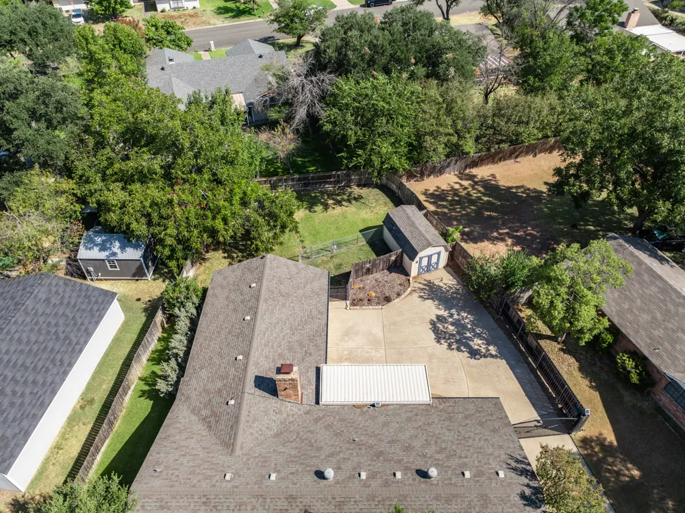 8565 Briargrove Drive Woodway, TX 76712