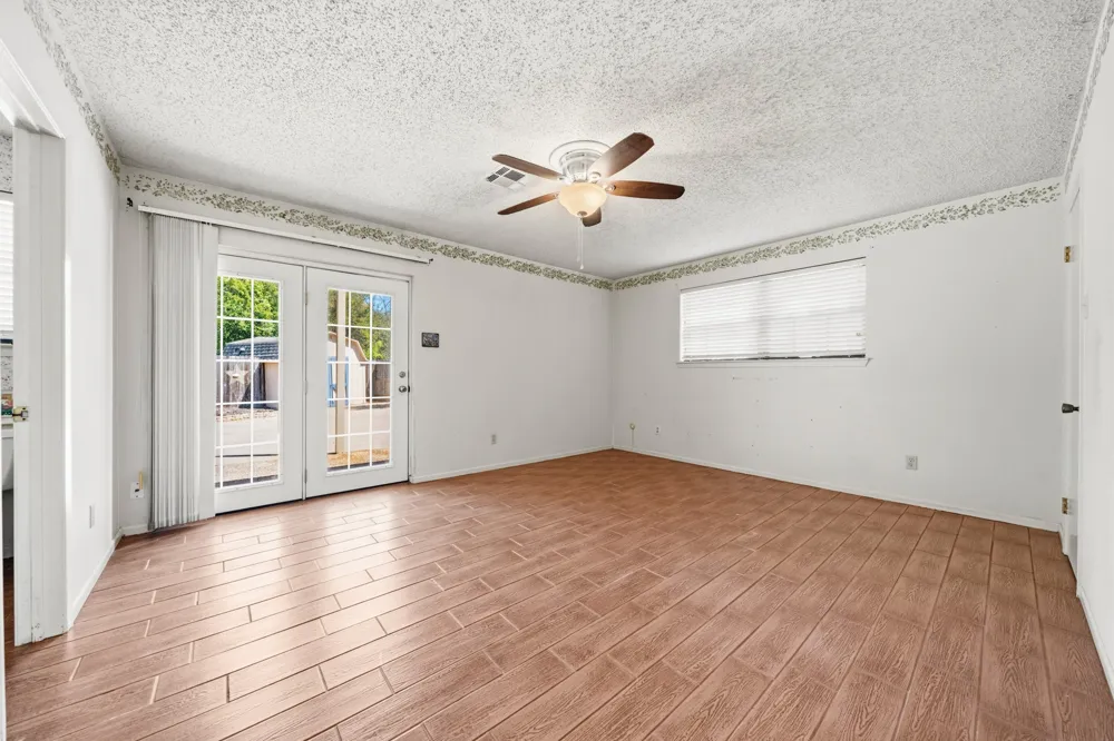 8565 Briargrove Drive Woodway, TX 76712