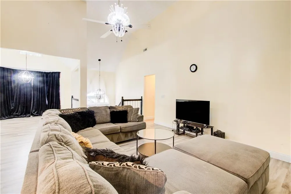 56 Montpelier Place Sharpsburg, GA 30277