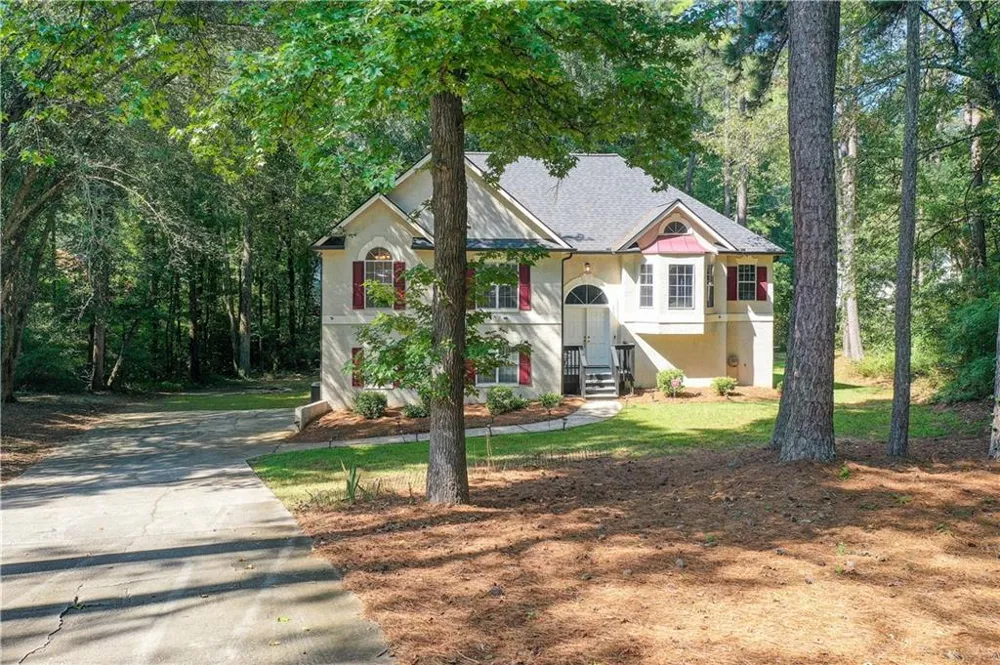56 Montpelier Place Sharpsburg, GA 30277