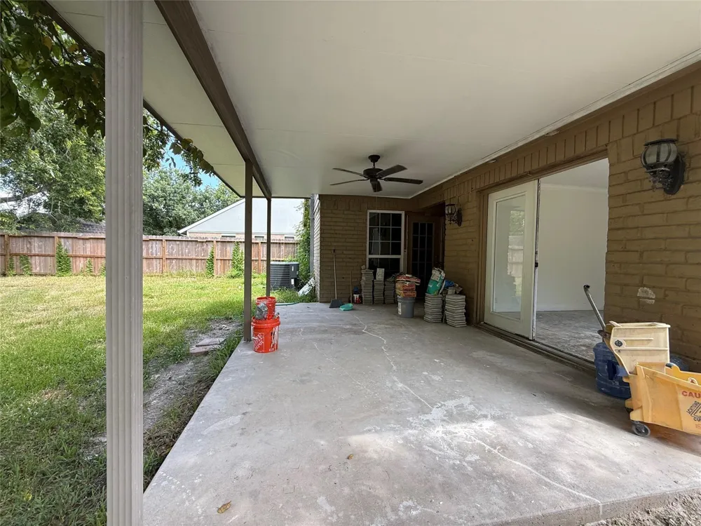 5455 Oakhaven Lane Houston, TX 77091