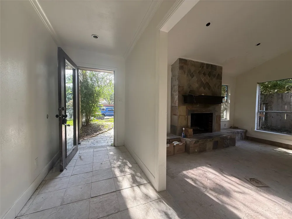 5455 Oakhaven Lane Houston, TX 77091