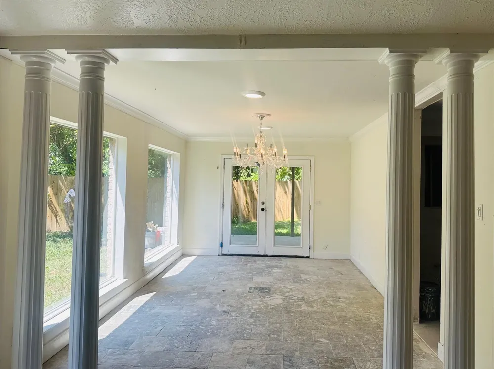 5455 Oakhaven Lane Houston, TX 77091