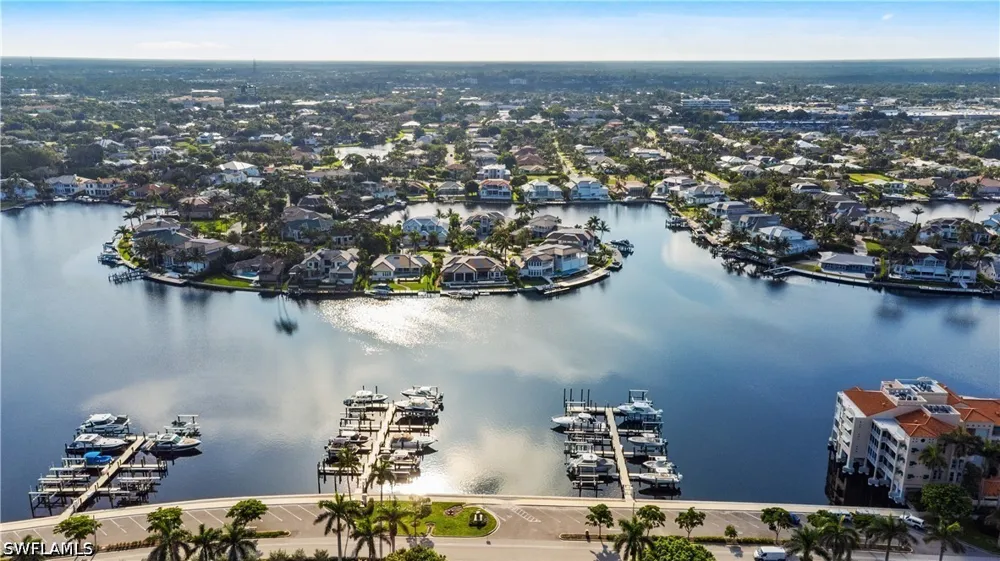 Gulf Shore Boulevard #1805 Naples, FL 34103