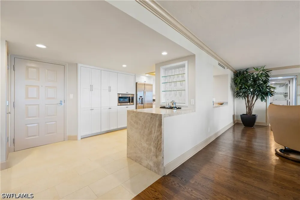 Gulf Shore Boulevard #1805 Naples, FL 34103