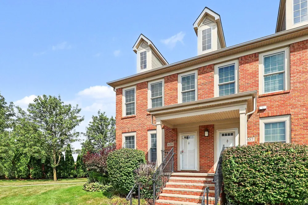 659 Vinewood Street Wyandotte, MI 48192