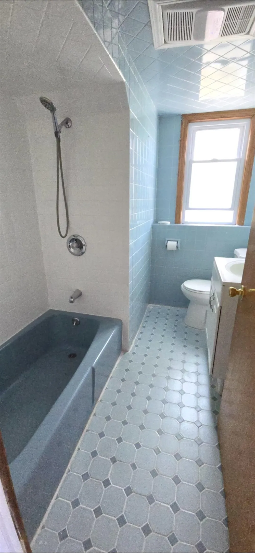 59 WEST 3RD ST Bayonne, NJ 07002