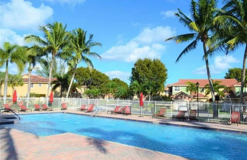 3790 San Simeon Cir #1 Weston, FL 33331