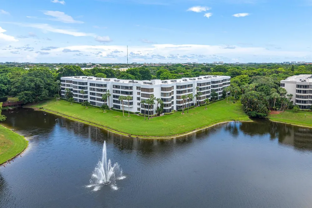 1850 HOMEWOOD BOULEVARD #1030 Delray Beach, FL 33445