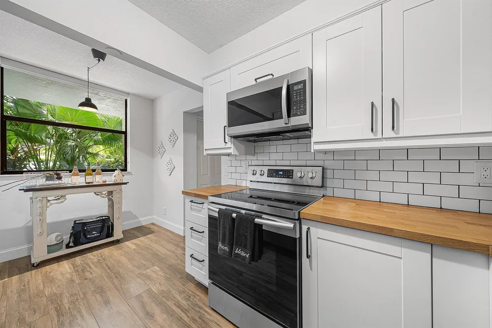 1850 HOMEWOOD BOULEVARD #1030 Delray Beach, FL 33445
