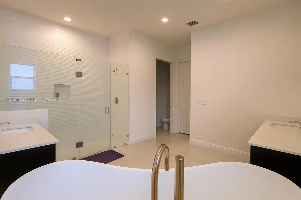 14809 SW 39th Ter Miami, FL 33185