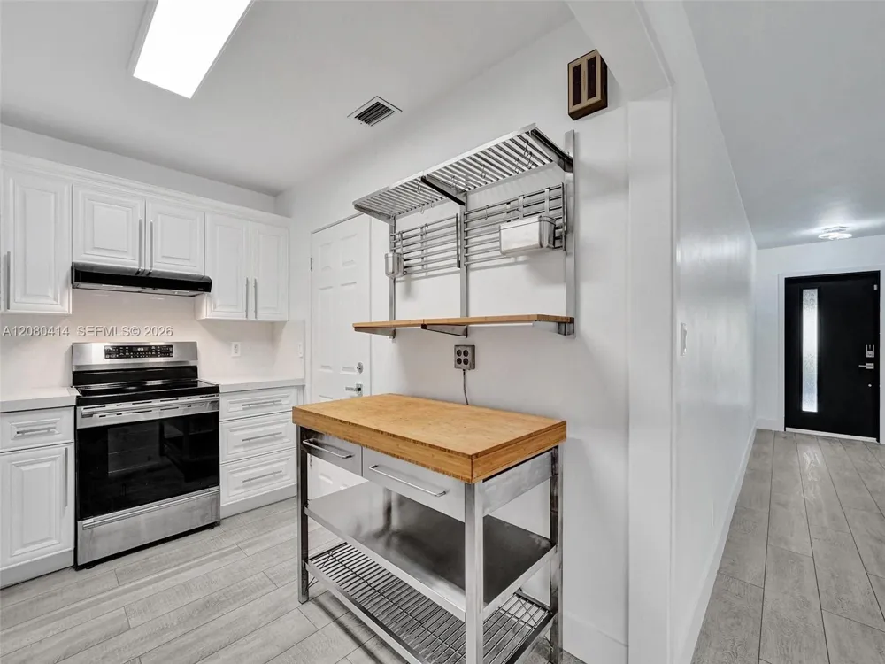 2446 Fillmore St #2446 Hollywood, FL 33020