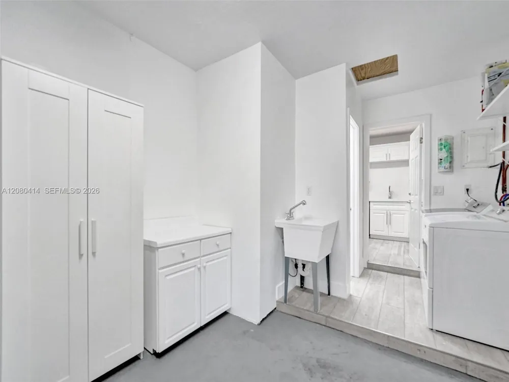2446 Fillmore St #2446 Hollywood, FL 33020