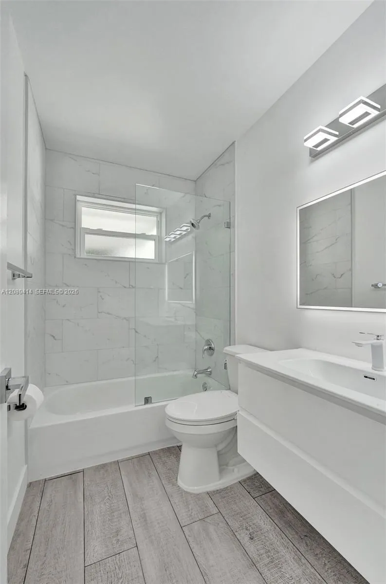 2446 Fillmore St #2446 Hollywood, FL 33020