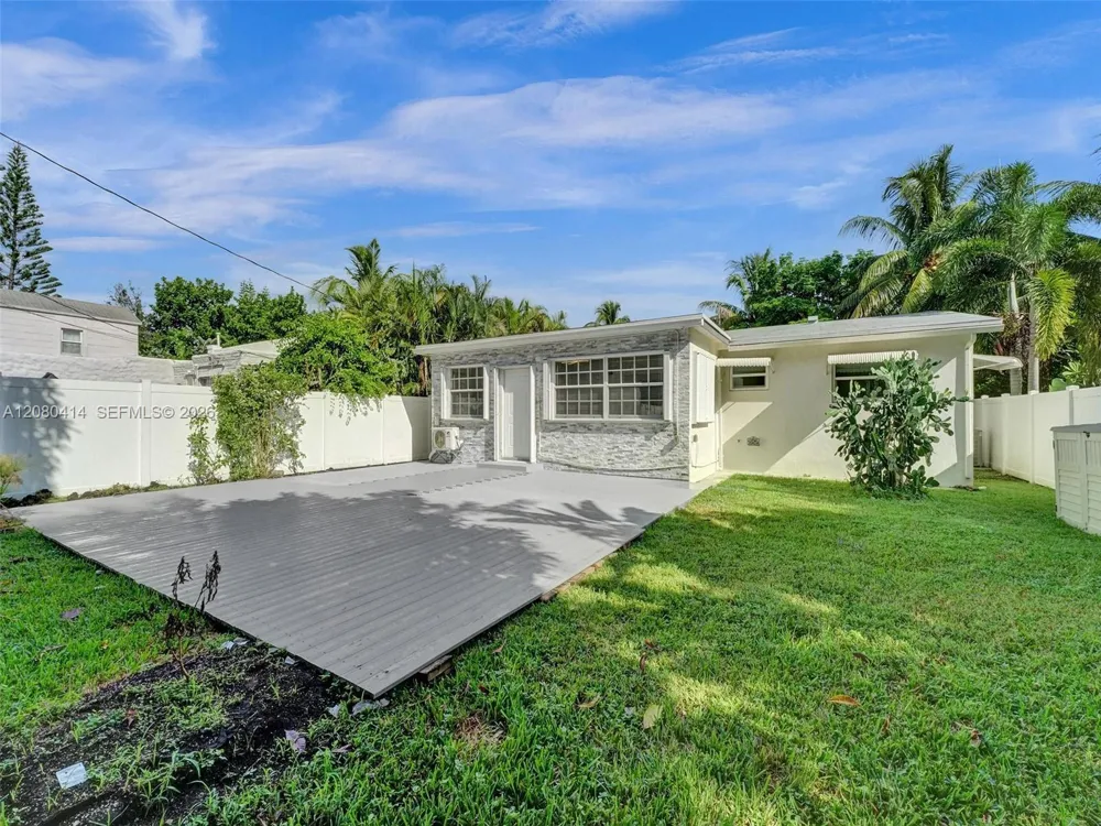 2446 Fillmore St #2446 Hollywood, FL 33020