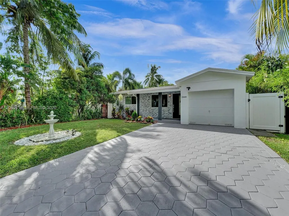 2446 Fillmore St #2446 Hollywood, FL 33020
