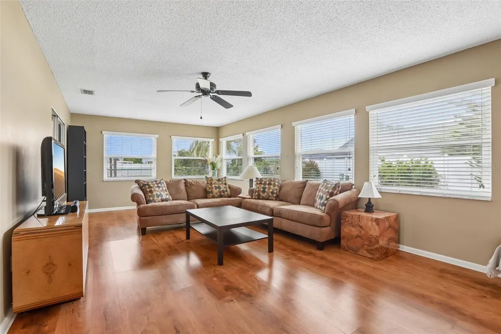 609 ALLEGHENY DRIVE Sun City Center, FL 33573