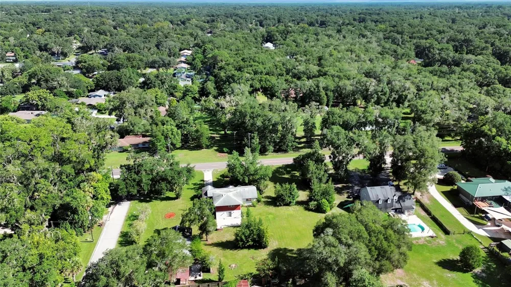 601 GLENWOOD ROAD Deland, FL 32720