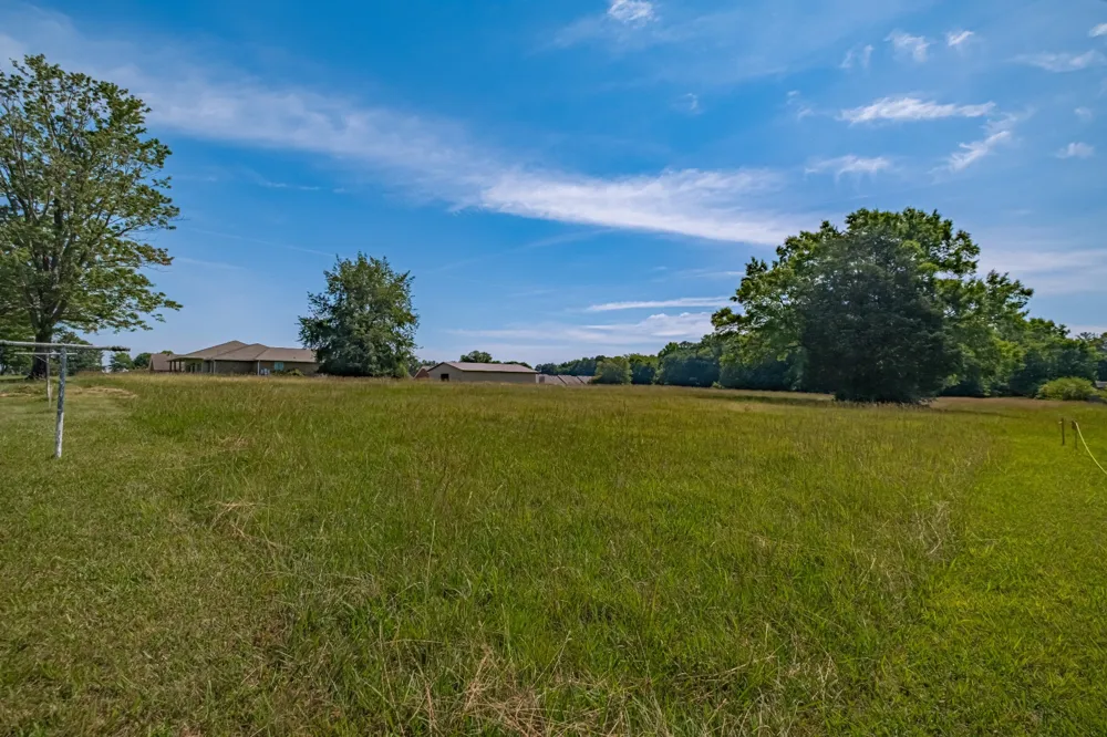 1319 Hills Chapel Rd Manchester, TN 37355