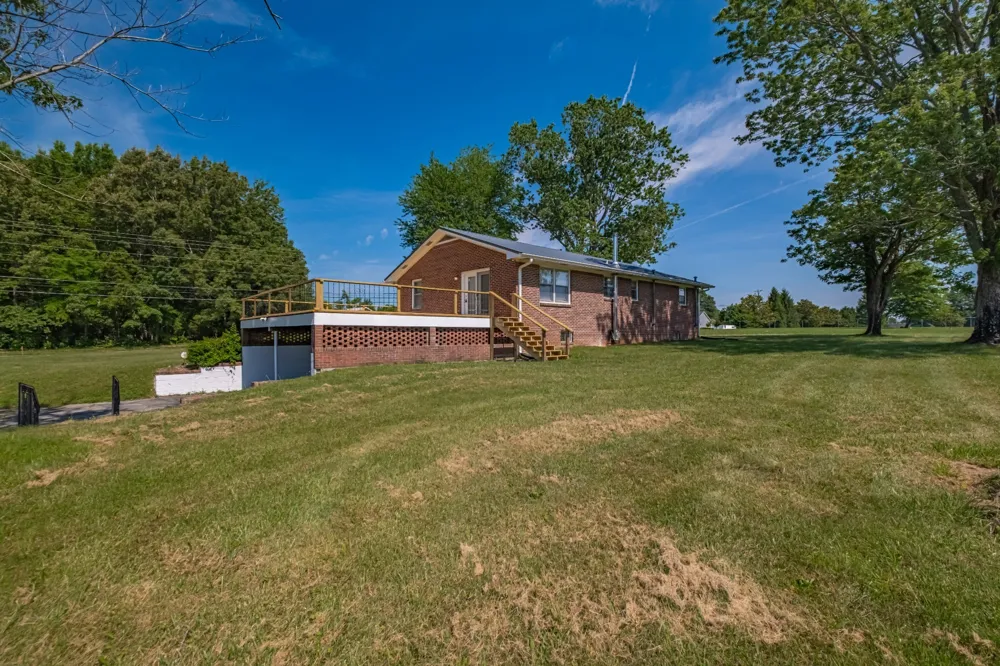 1319 Hills Chapel Rd Manchester, TN 37355