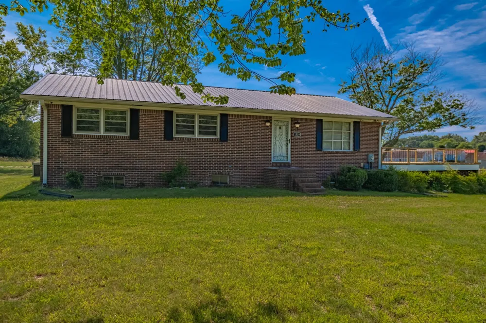 1319 Hills Chapel Rd Manchester, TN 37355
