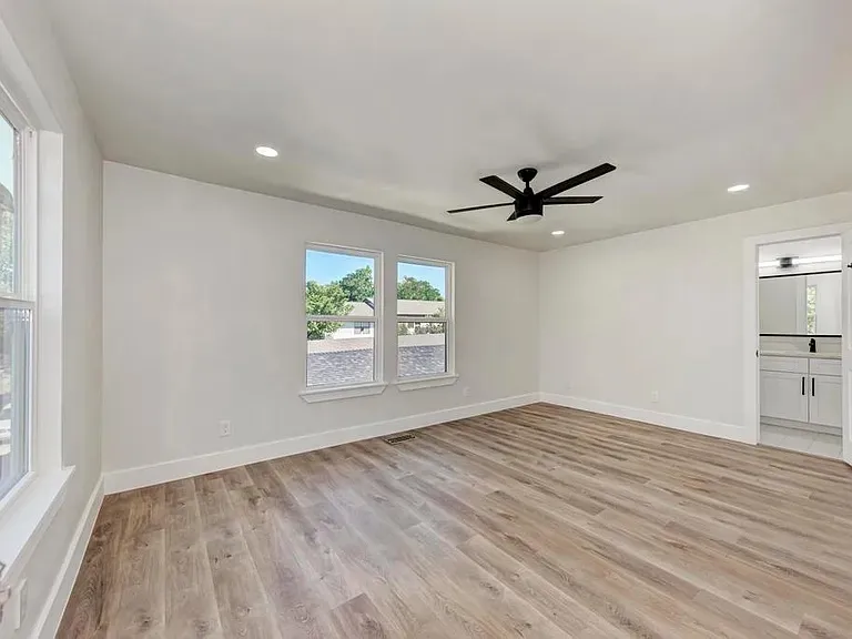 201 W MOCKINGBIRD LANE #1 Austin, TX 78745