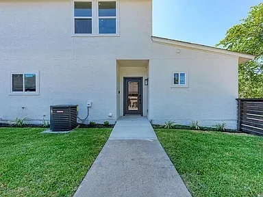 201 W MOCKINGBIRD LANE #1 Austin, TX 78745