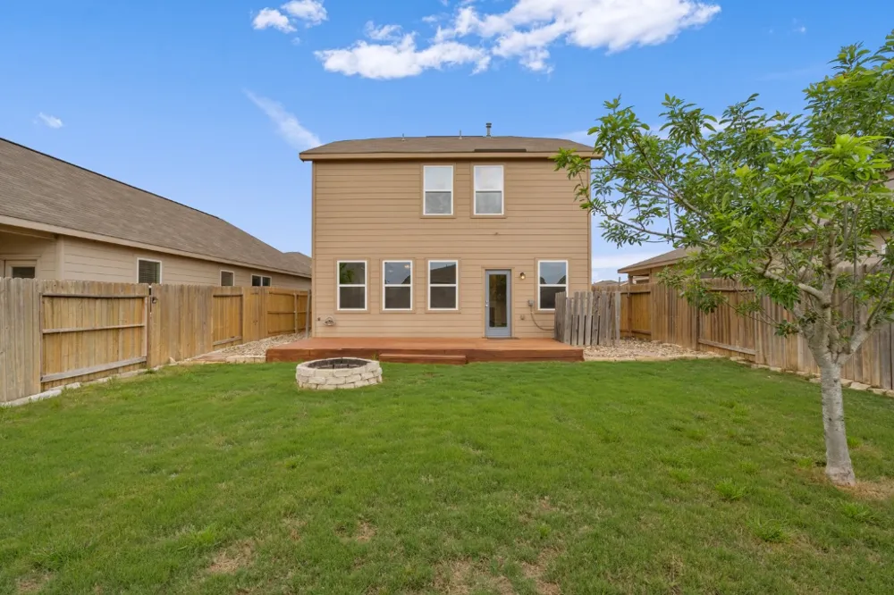 1445 Treeta Trail Kyle, TX 78640