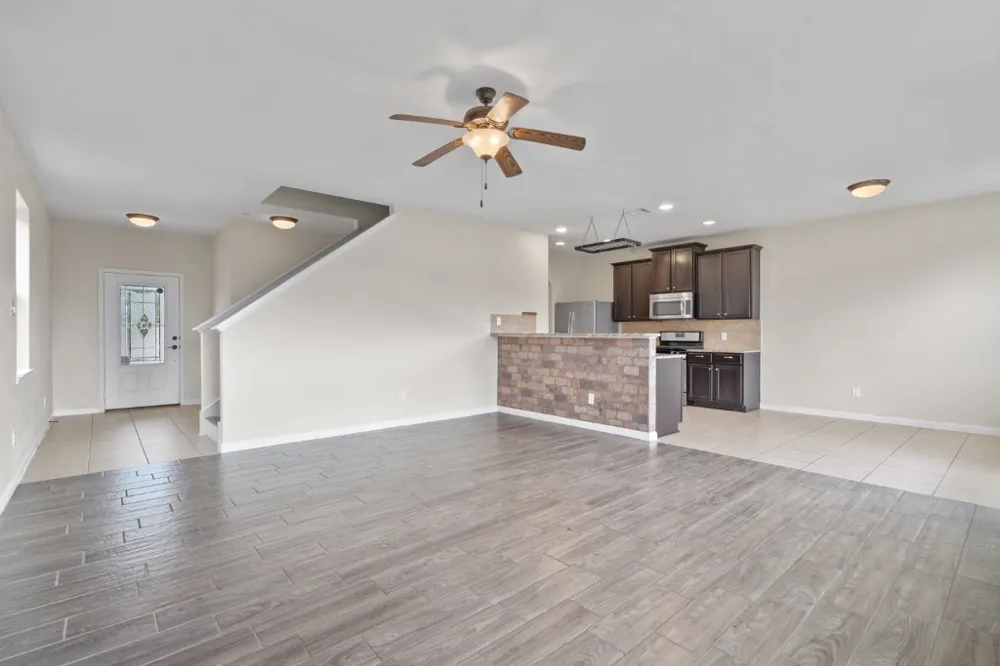 1445 Treeta Trail Kyle, TX 78640