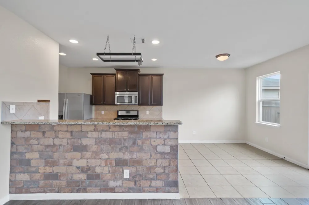 1445 Treeta Trail Kyle, TX 78640