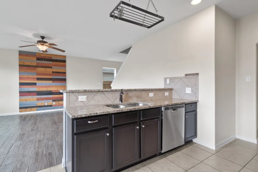 1445 Treeta Trail Kyle, TX 78640