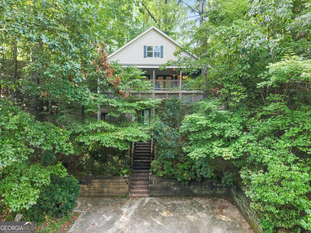 312 Dach Bruecke Gasse Helen, GA 30545