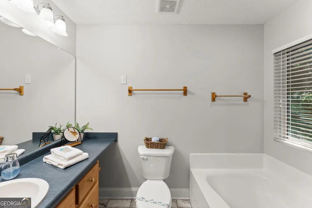 312 Dach Bruecke Gasse Helen, GA 30545