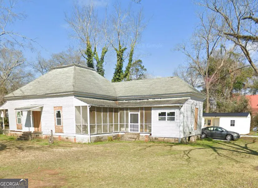14 Walker ST Richland, GA 31825