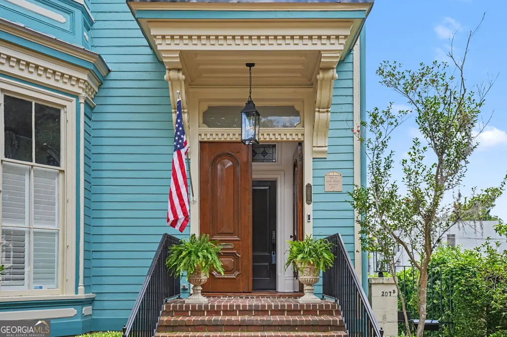 207 E Gwinnett ST Savannah, GA 31401