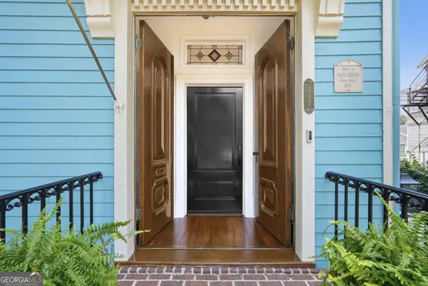 207 E Gwinnett ST Savannah, GA 31401