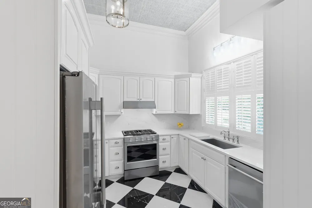 207 E Gwinnett ST Savannah, GA 31401