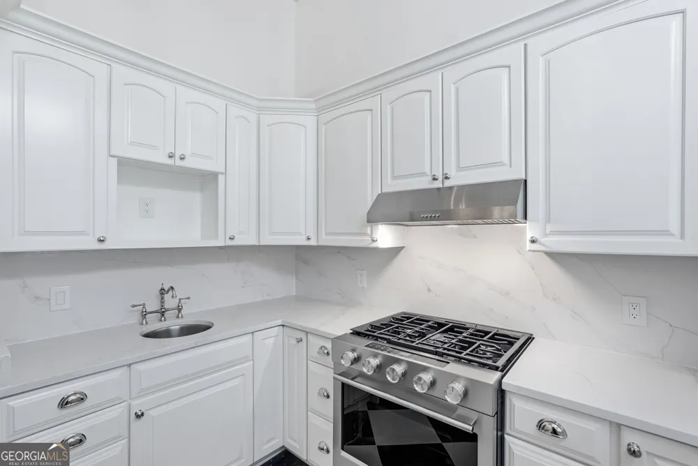 207 E Gwinnett ST Savannah, GA 31401