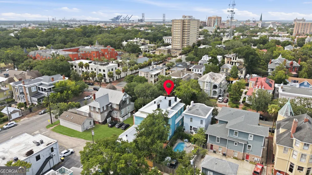 207 E Gwinnett ST Savannah, GA 31401