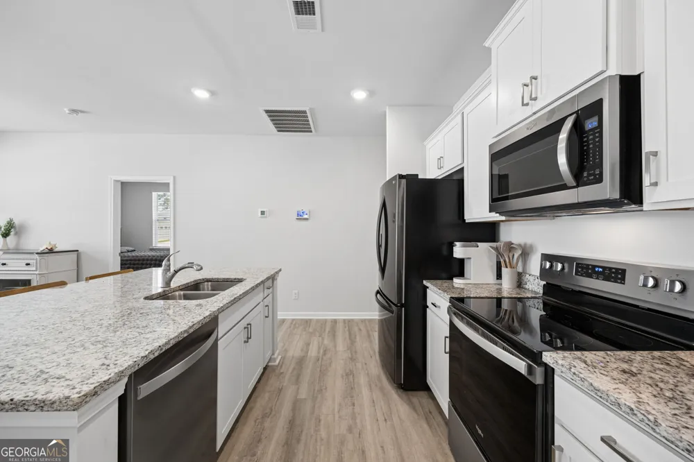 191 Holloway Hill Pooler, GA 31322