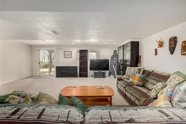 707 Huntington Place Highlands Ranch, CO 80126