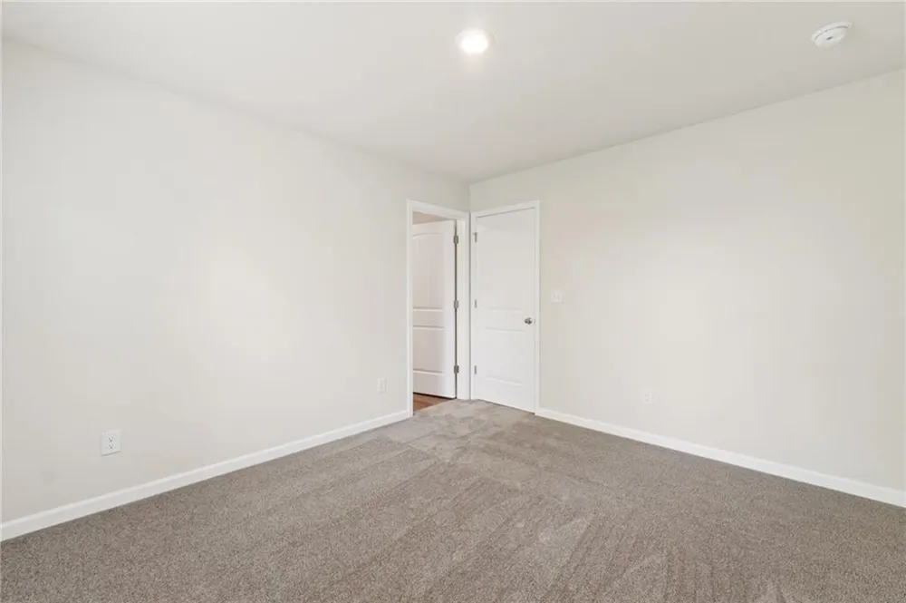 302 HUDSON COURT Jackson, GA 30233